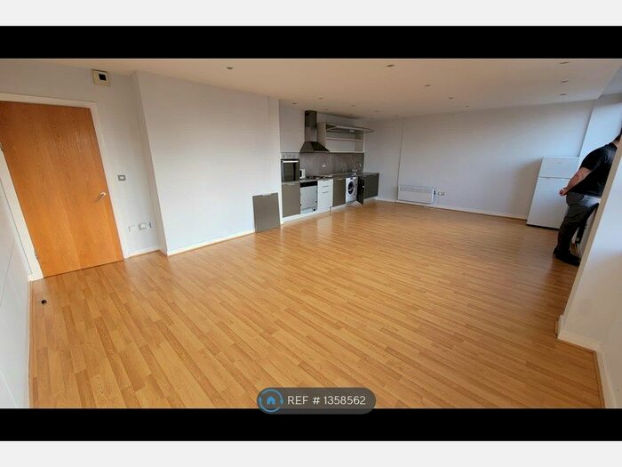 2 Bedroom Flat To Rent In Metropolitan Apartments, Leicester, LE1