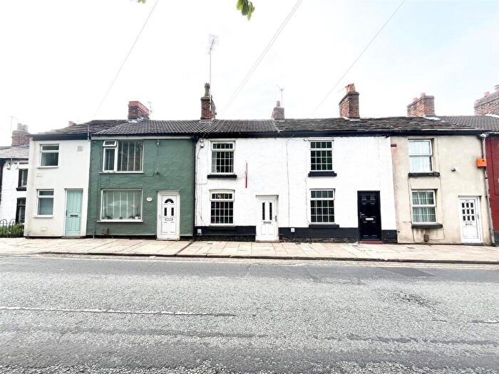 1 Bedroom House To Rent In Hurdsfield Road, Macclesfield, SK10