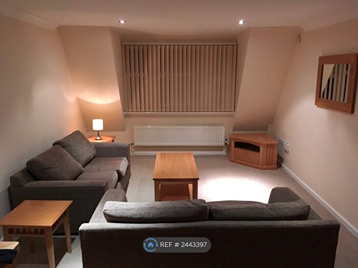 2 Bedroom Flat To Rent In Lidderdale Court, Liverpool, L15