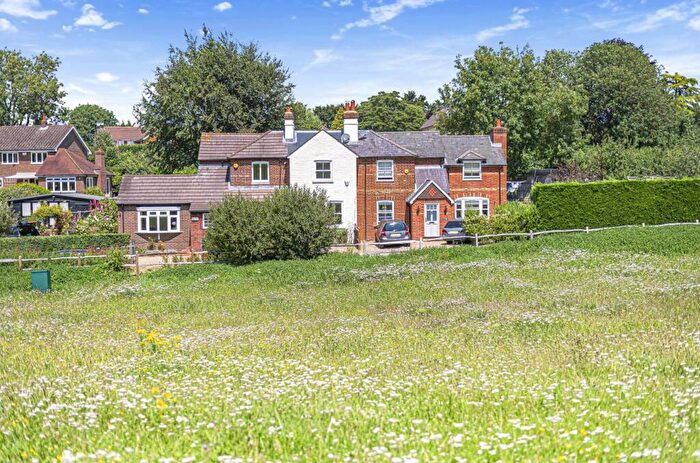 2 Bedroom Terraced House For Sale In One Tree Hill Road, Guildford, GU4