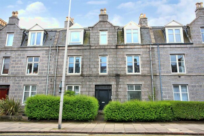 1 Bedroom Flat To Rent In Union Grove, Top Floor Right, Aberdeen, AB10