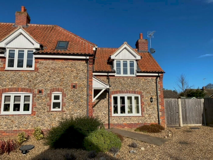 3 Bedroom Semi-Detached House To Rent In The Fairstead, Holt, Norfolk, NR25