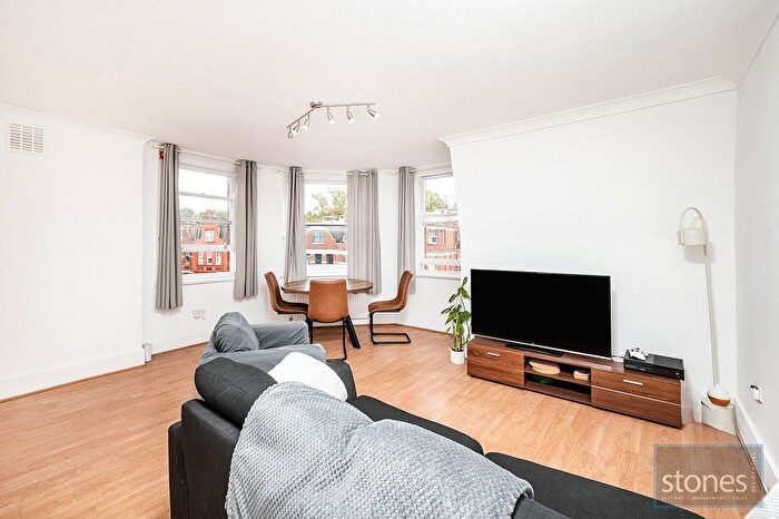 2 Bedroom Flat To Rent In Finchley Road, London, NW3