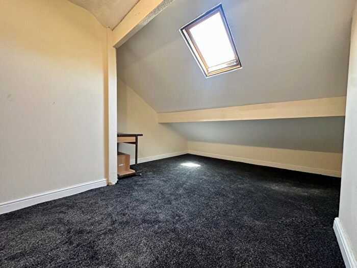 4 Bedroom Terraced House To Rent In Bellbrooke Place, Leeds, LS9