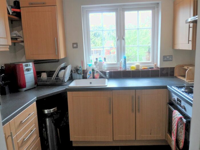 3 Bedroom Terraced House To Rent In Imperial Way, Chislehurst, Bromley, BR7