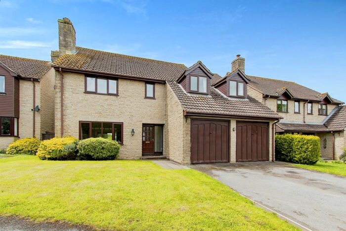 5 Bedroom Detached House For Sale In Cloverhay, Yetminster, Sherborne, DT9