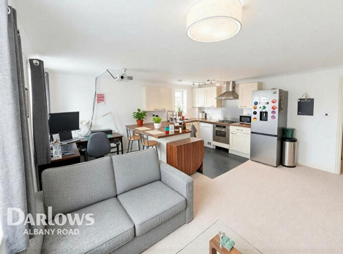 2 Bedroom Flat For Sale In Glan Rhymni, Cardiff, CF24