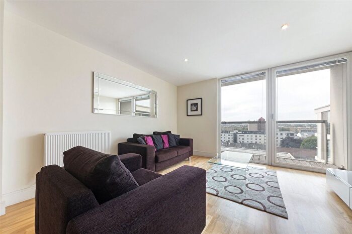 1 Bedroom Flat To Rent In Denison House, Lanterns Way, London, E14
