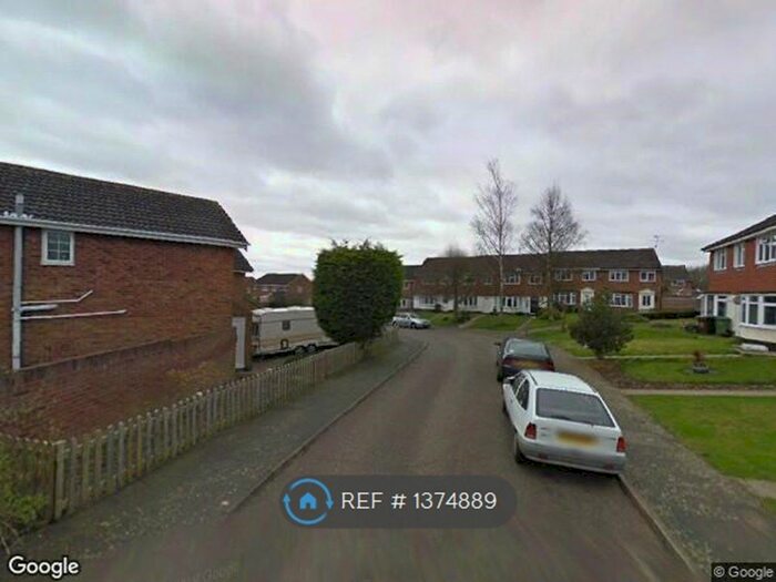 4 Bedroom Semi-Detached House To Rent In Coxwell Close, Buckingham, MK18