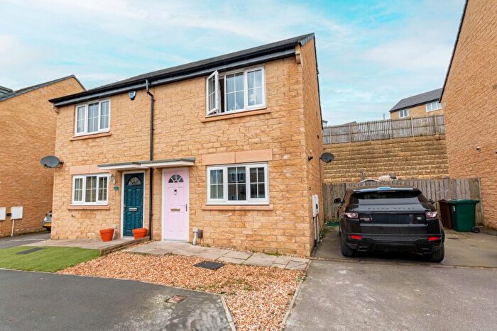 2 Bedroom Semi Detached House For Sale In Meadow Bank, Allerton, Bradford, West Yorkshire, BD15