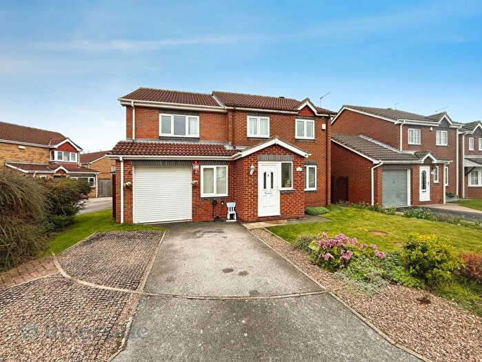 4 Bedroom Detached House For Sale In Pilots Way, Hull, HU9