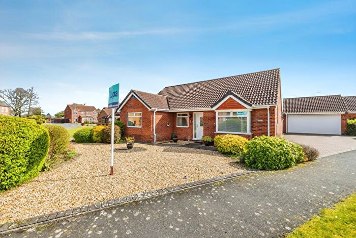 3 Bedroom Detached Bungalow For Sale In Mendip Avenue, North Hykeham, LN6