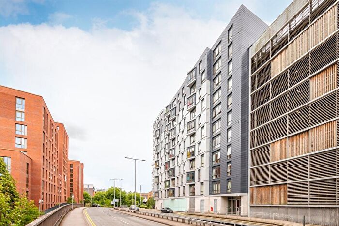 2 Bedroom Apartment To Rent In Hermitage, Chatham Place, Reading, RG1