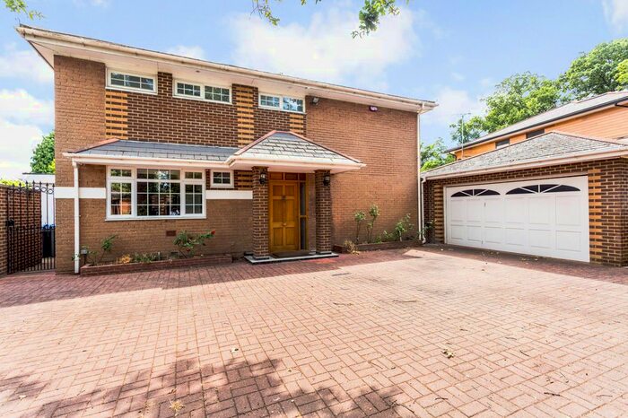 4 Bedroom Detached House To Rent In Coombe Hill Road, Kingston Upon Thames, Surrey, KT2