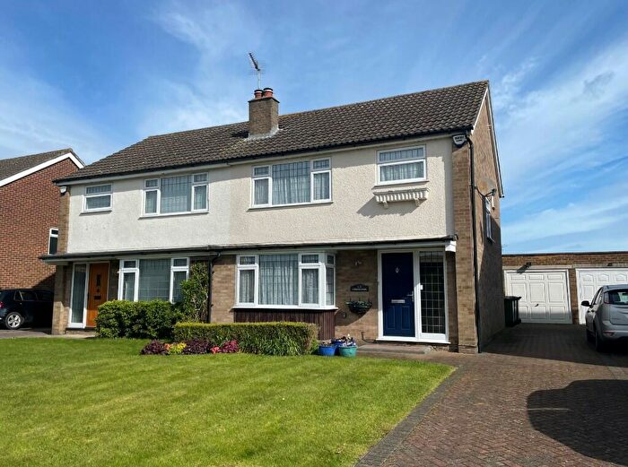 3 Bedroom Semi-Detached House For Sale In Northlands, Potters Bar, Hertfordshire, EN6