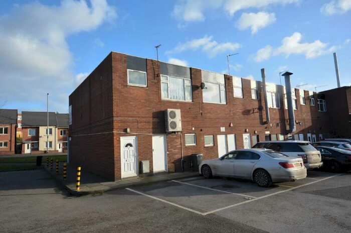 2 Bedroom Flat To Rent In Dover Court, Horninglow Road, Burton Upon Trent, DE13