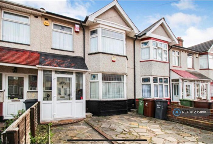 3 Bedroom Terraced House To Rent In Chadwell Heath, Chadwell Heath, RM6
