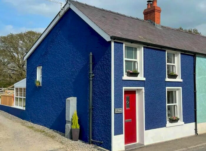 2 Bedroom End Of Terrace House To Rent In Millbrook, Llanboidy, Whitland, SA34