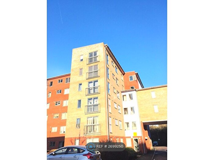 2 Bedroom Flat To Rent In Kilby Road, Stevenage, SG1