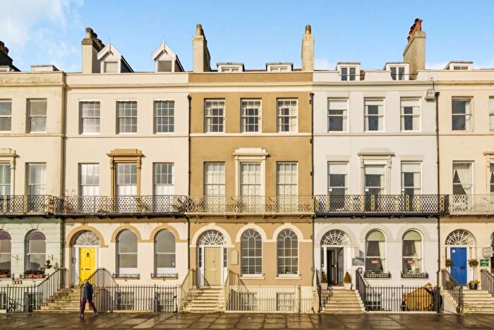 2 Bedroom Flat To Rent In Belvidere House, Weymouth, DT4