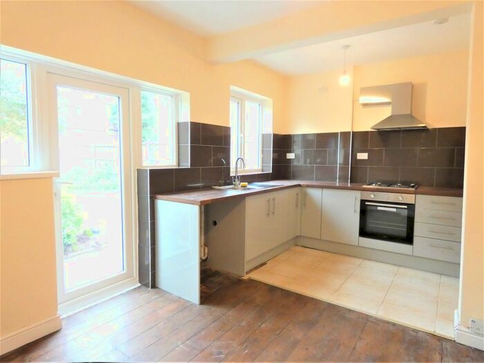 3 Bedroom Semi-Detached House To Rent In Winchester Avenue, Western Park, Leicester, LE3
