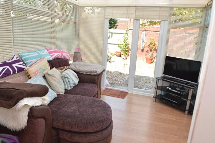 1 Bedroom Terraced House To Rent In Bates Close, George Green, Slough, Berkshire, SL3