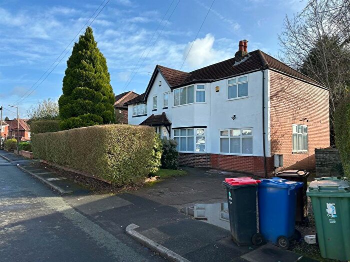 4 Bedroom Detached House To Rent In Lancaster Drive, Prestwich, Manchester, M25