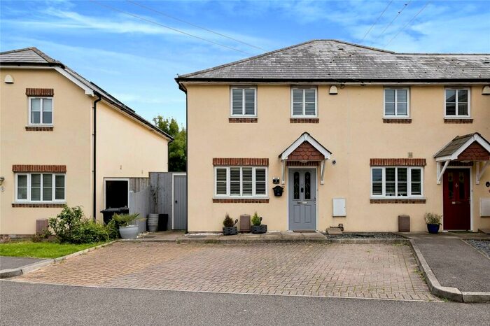3 Bedroom End Of Terrace House For Sale In Birdham Road, Chichester, West Sussex, PO20