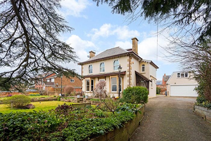 5 Bedroom Detached House For Sale In Westward Road, Stroud, GL5