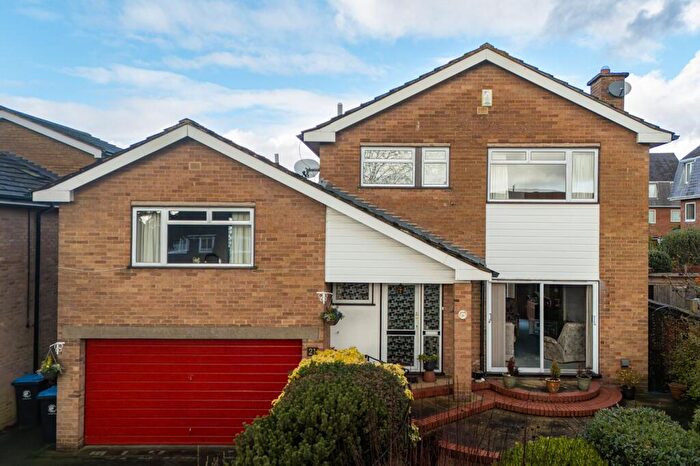 4 Bedroom Detached House For Sale In Hartland Road, Epping, CM16