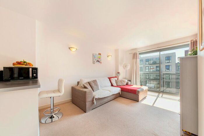 1 Bedroom Flat To Rent In Washington Building, Deals Gateway, London, SE13