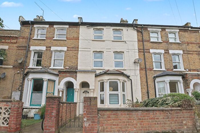 4 Bedroom Terraced House For Sale In Barnwell Road, London, SW2