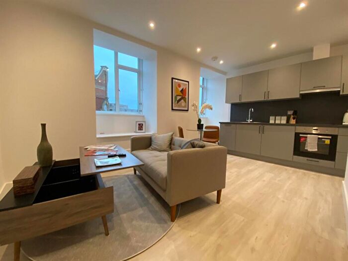 1 Bedroom Apartment To Rent In Broadway House, Queen Street, Maidenhead, SL6