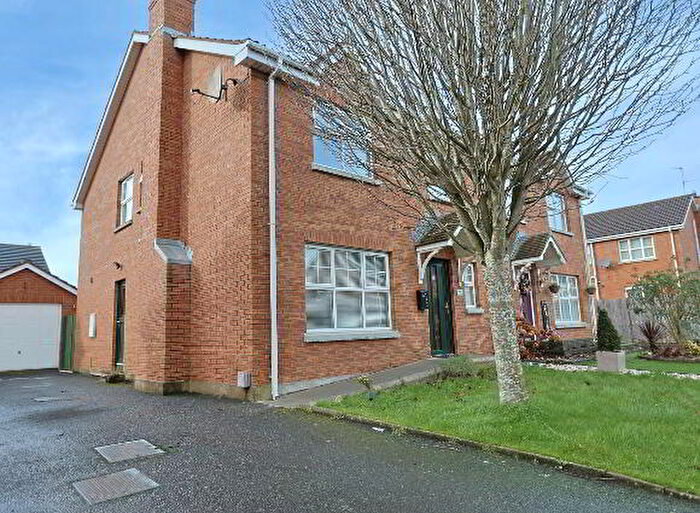 4 Bedroom Semi-Detached House For Sale In Headington Avenue, Craigavon, BT66