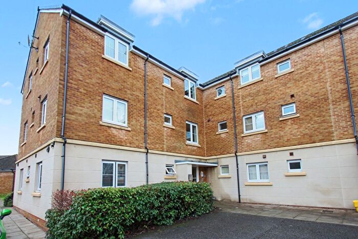 2 Bedroom Flat For Sale In Druids Close, Caerphilly, CF83