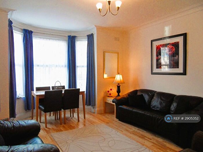 1 Bedroom Flat To Rent In Leytonstone, London, E11