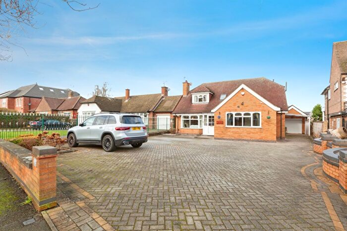 4 Bedroom Detached House For Sale In The Broadway, Oadby, Leicester, LE2