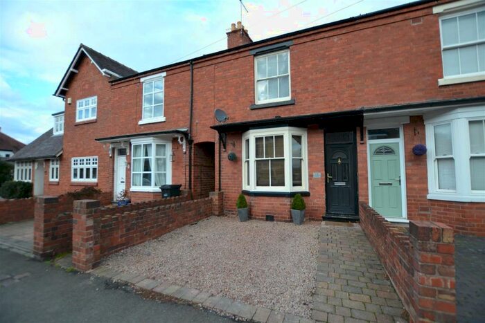 2 Bedroom House To Rent In Beech Road, Stourbridge, DY8