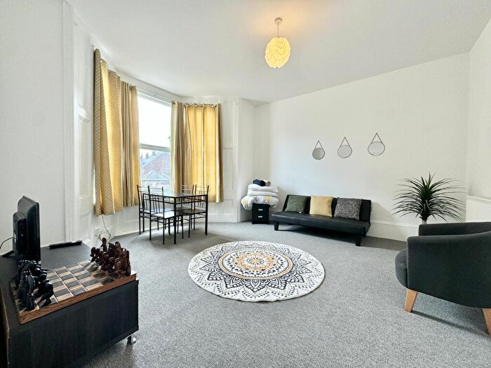 1 Bedroom Flat To Rent In Bellevue Road, Ramsgate, CT11