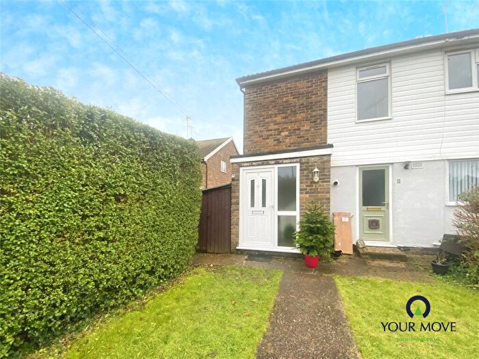 2 Bedroom Flat To Rent In Manston Road, Ramsgate, Kent, CT11