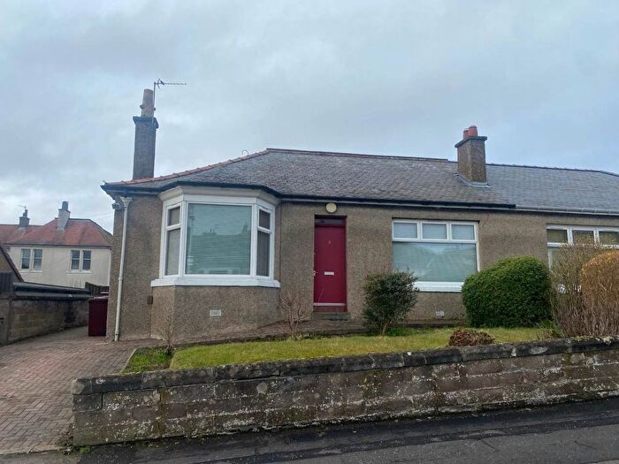 3 Bedroom Semi Detached House To Rent In Hyndford Place, Dundee, DD2