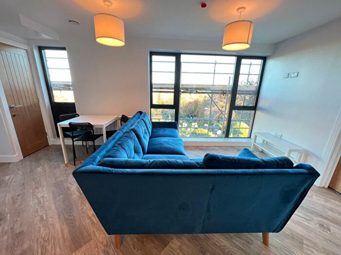 3 Bedroom Apartment To Rent In Flat, Canning Chambers, Canning Circus, Nottingham, NG7