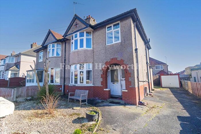 1 Bedroom Flat For Sale In Balmoral Road, Morecambe, LA4