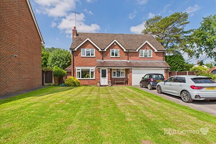 5 Bedroom Detached House For Sale In Brook Side Close, Repton, DE65