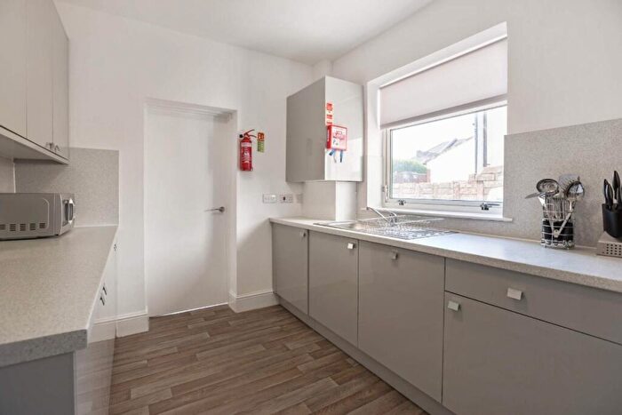 4 Bedroom House To Rent In Berkeley Road, Bristol, BS16
