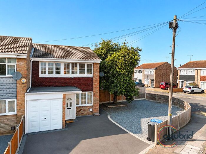 3 Bedroom End Of Terrace House For Sale In Coronation Avenue, East Tilbury, RM18