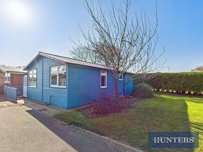 3 Bedroom Chalet For Sale In South Shore Holiday Village, Wilsthorpe, Bridlington, YO15