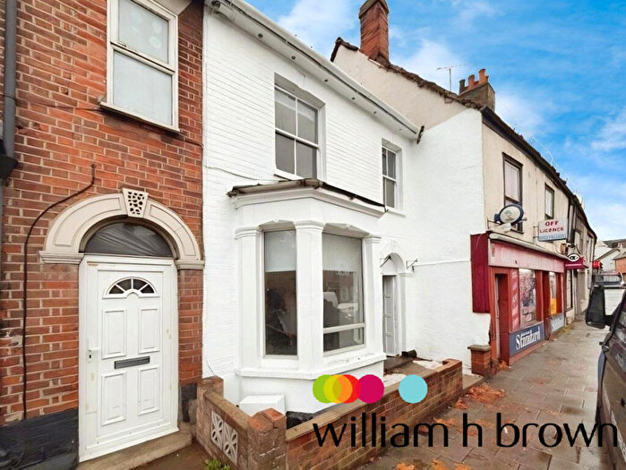 3 Bedroom House To Rent In East Hill, Colchester, CO1