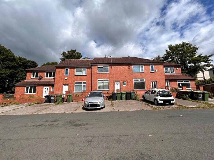 21 Bedroom Detached House For Sale In Canterbury Drive, Leeds, West Yorkshire, LS6