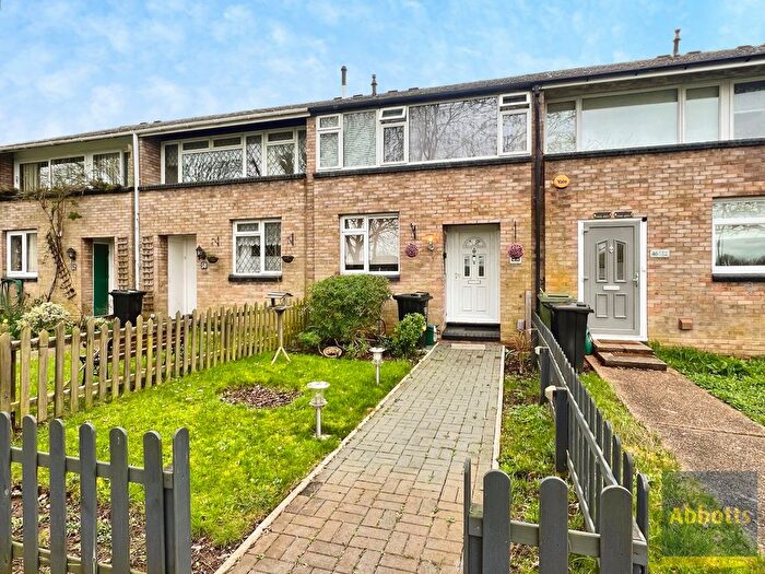 3 Bedroom Property To Rent In Rise Park, Basildon, SS15